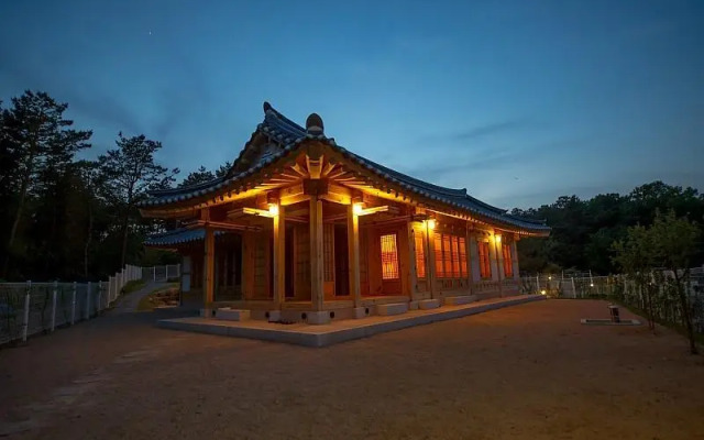 Daebudo jongii misulgwan pension
