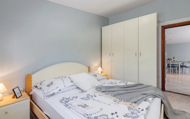 Beautiful Home in Medulin With 2 Bedrooms and Wifi