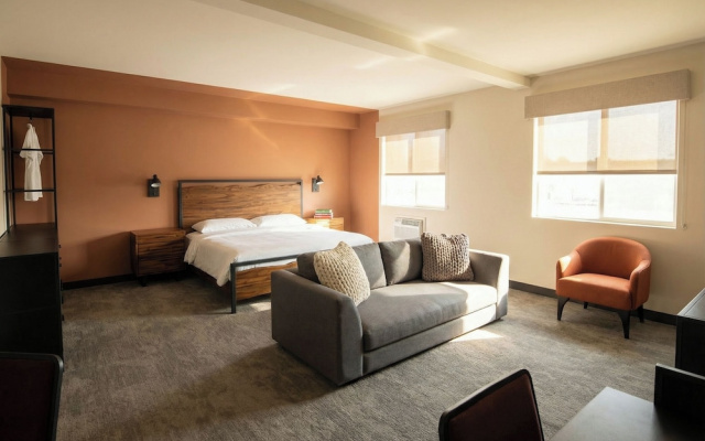 The Outrider Hotel