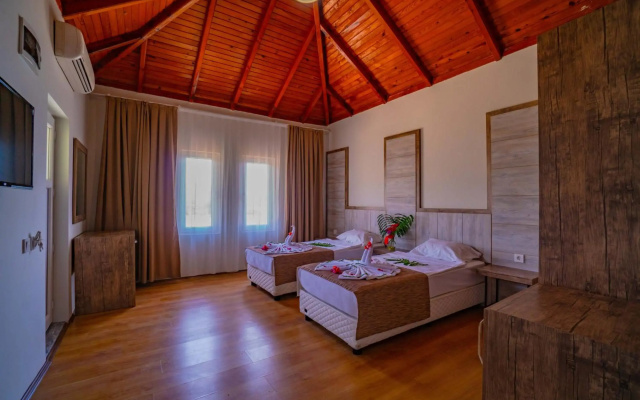 Senza Garden Holiday Club