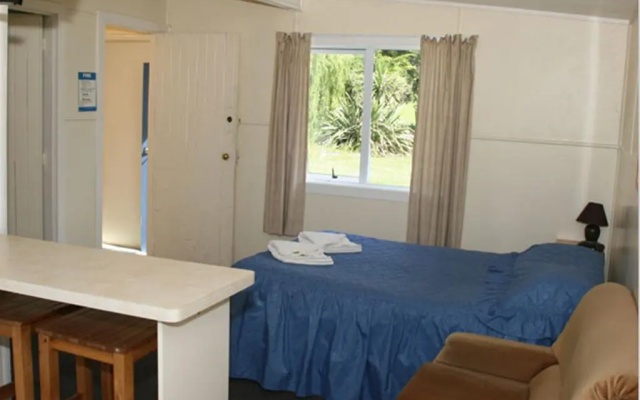 Alma Motel