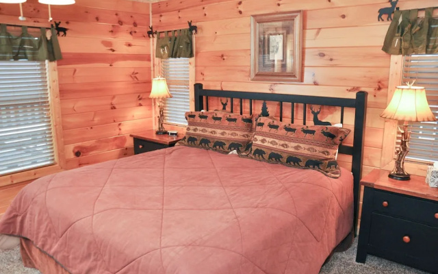 SUNSET POINTE - 5 Br Cabin