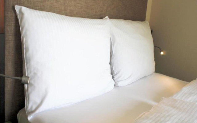 Bendorf Hotel by Belvilla Family Suite