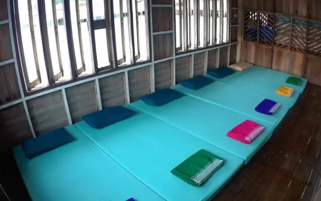 TongTomYai Homestay
