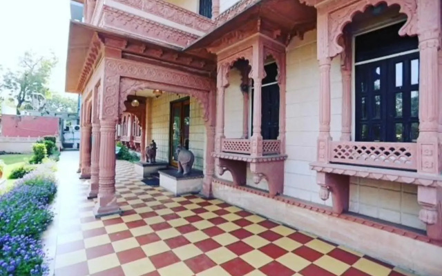 Hotel Navrang