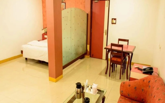 Blue Diamond The Hotel