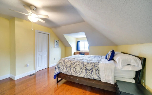 Inviting Connellsville Getaway w/ Deck!