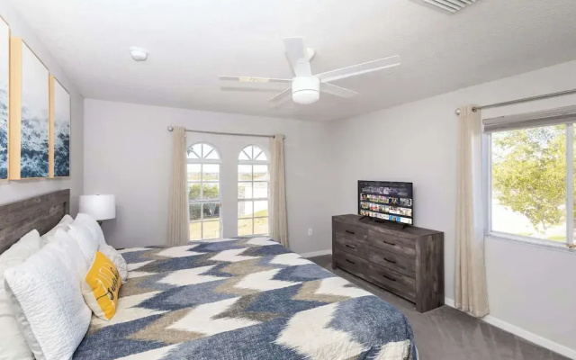 Silver Lining Luxury for 10!