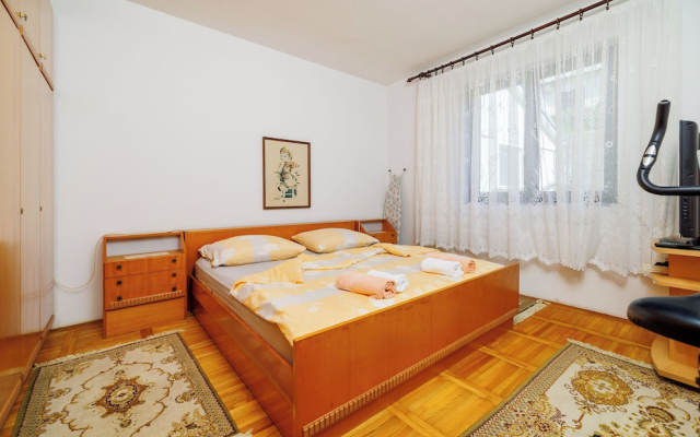 Apartment Kolar