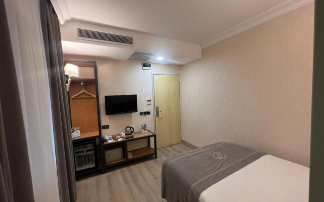 Fuar Hotel