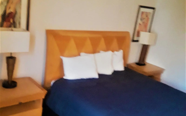 Madison Inn and Suites