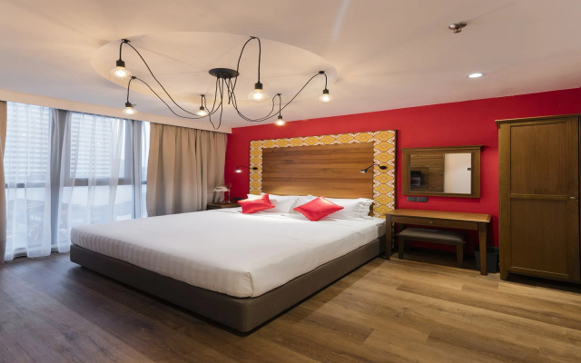 The Granite Luxury Hotel