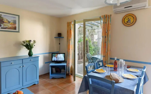 Maisonette in Gaujac Near Village Center
