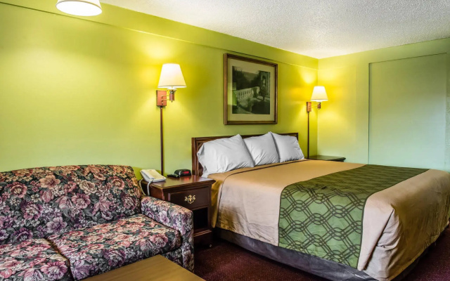 Econo Lodge Pittsburgh