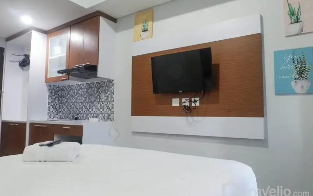 Scenic Modern Studio Room At Tamansari Papilio Apartment