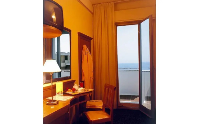 Gallia Club Hotel