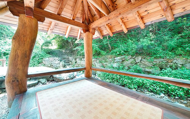 Yangpyeong Jongjagol Hill Fragrance Pension