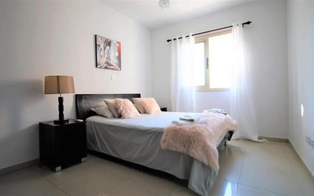 Oracle C-102 1 Bedroom