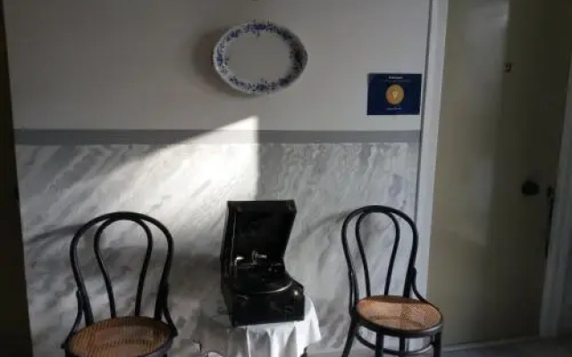 Agnes Rooms