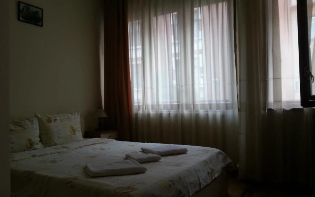 Primavera 1 Hotel