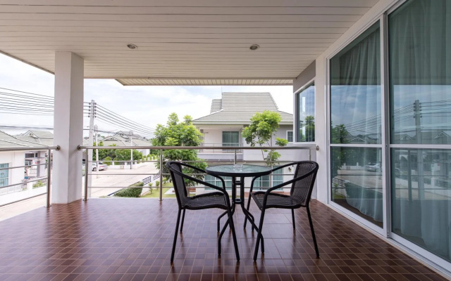 P Villa Buriram