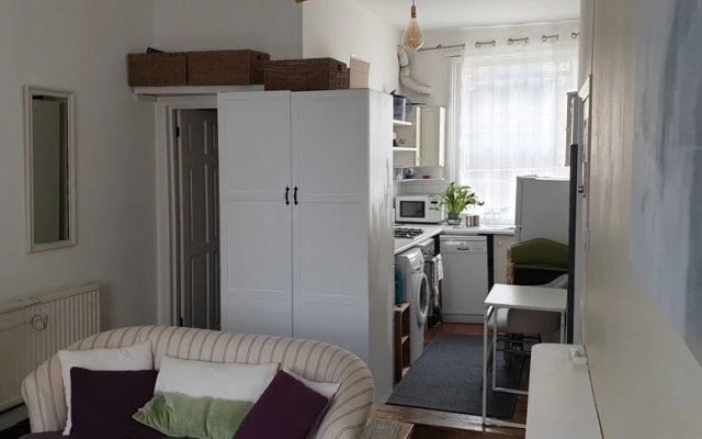 Charming 1-wall Bed Comfortable Studio in Nwlondon