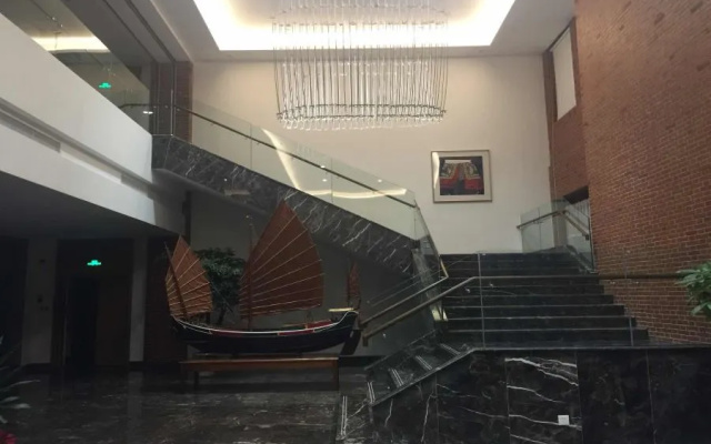 Yuanzheng Haiji Hotel