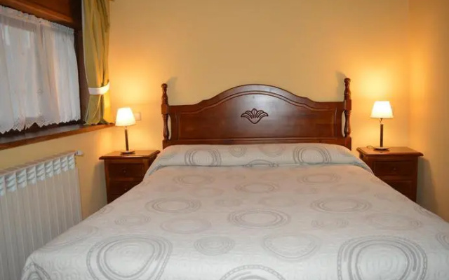 Hostal Revinuesa
