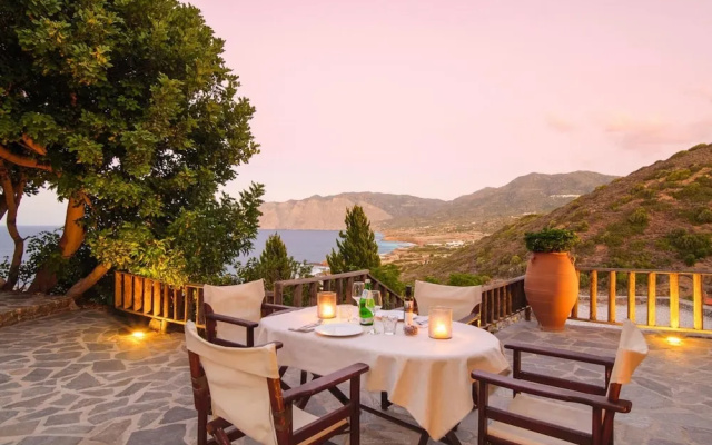 Villa Fegari - Delightful 1 Bedroom Stone House