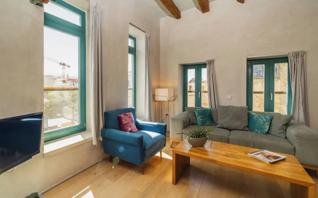 Panaretos Deluxe Maisonette