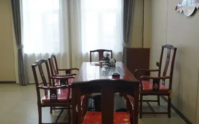 Qinghua Shengqiao Business Hotel