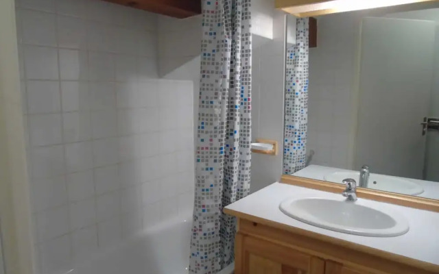 Lou Services Apartment F7 LSI 001
