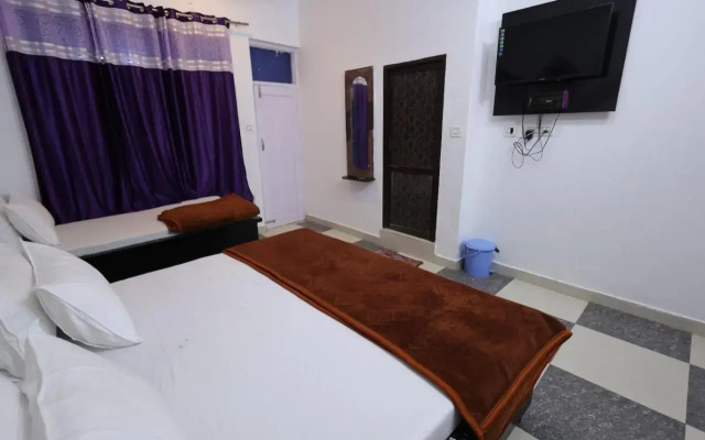 Hotel The Queen By Jal's