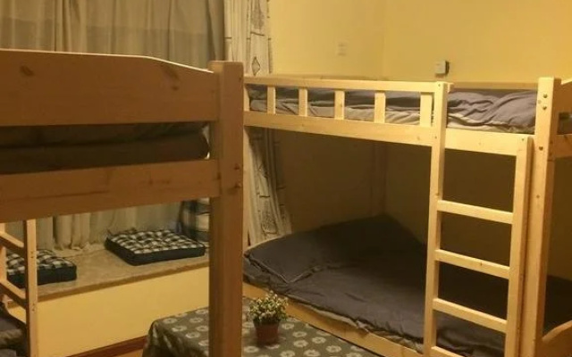 North-Bridge Youth Hostel