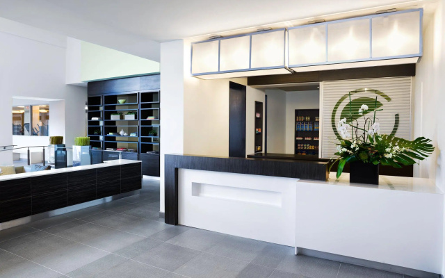 Element Vaughan Southwest
