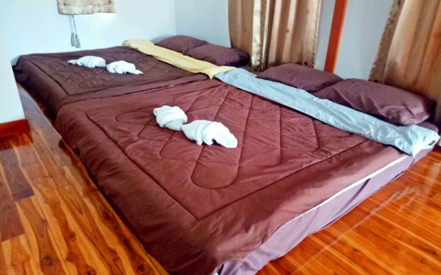 Phunamtip Resort