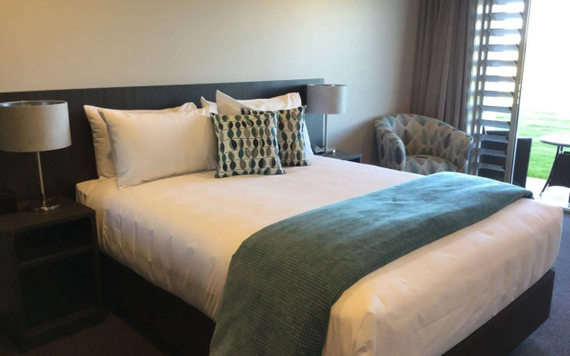 East Pier Hotel