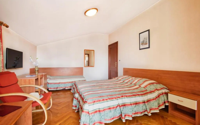 Villa Sveta Eufemija - Bed And Breakfast