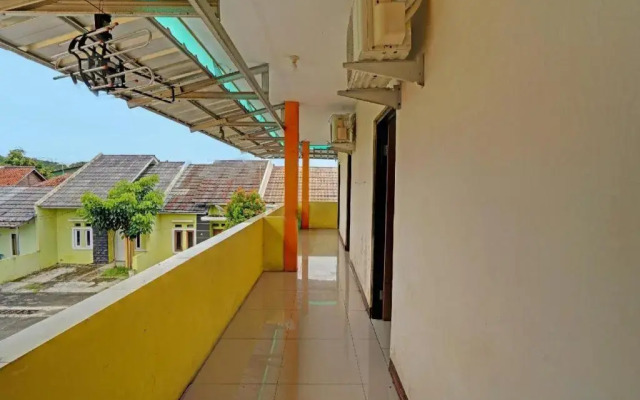 OYO 91955 Pondokan Cempaka
