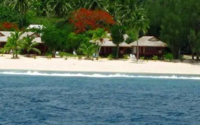 Raina Lagoon Villas