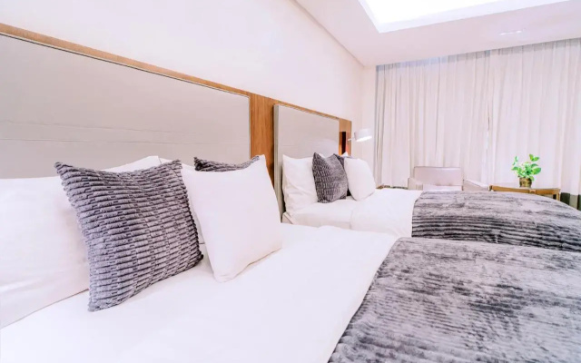 MCollection - Convenient City Stay in Iloilo Business Park