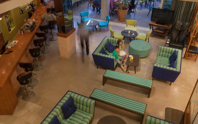 Dolfin Hotel