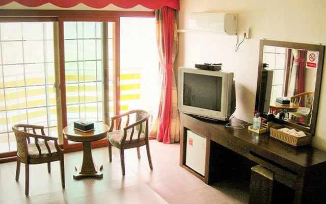 LK Hotel
