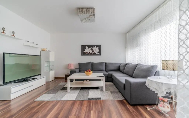 Id 6351 | Private Apartment