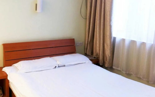 Dongsi Hotel Beijing (Near  Wangfujing)