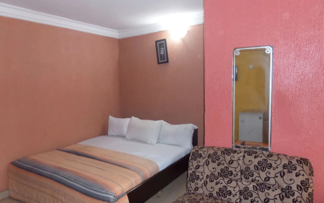 Hardrock Hotel and Suites Ltd