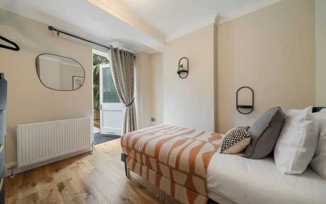 2-bed Notting Hill Apartment With Garden Access