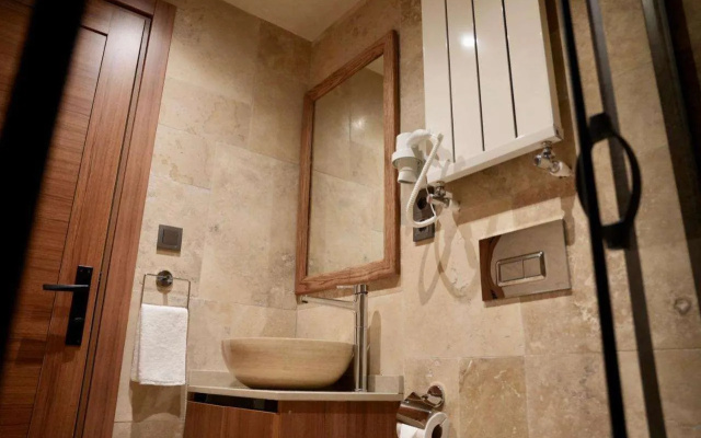 Khalkedon Suite