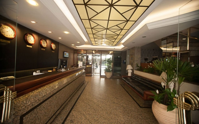 Hotel Plaza Apolo