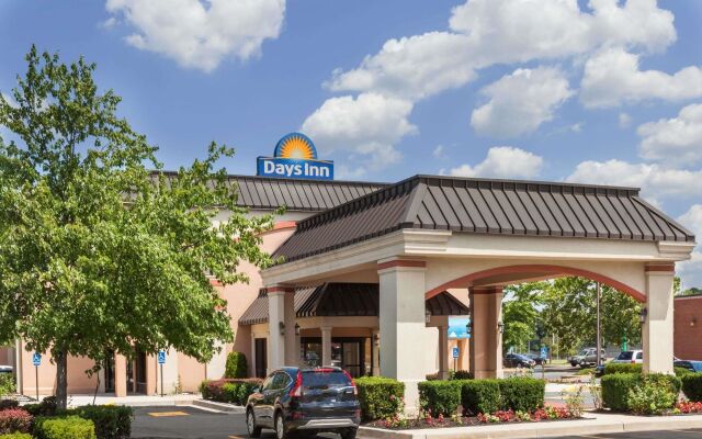 Отель Days Inn Newark Delaware вид на фасад